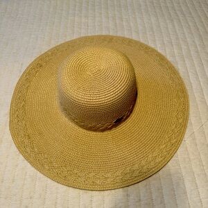 Elegant Tan Sun Hat